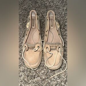 Women’s Sperrys size 8